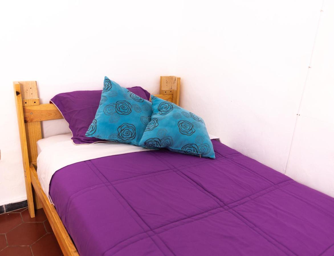 Hostal Casa Colores Adults Only Гвадалахара Экстерьер фото